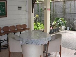 Edelweis Hotel Bandung Zewnętrze zdjęcie